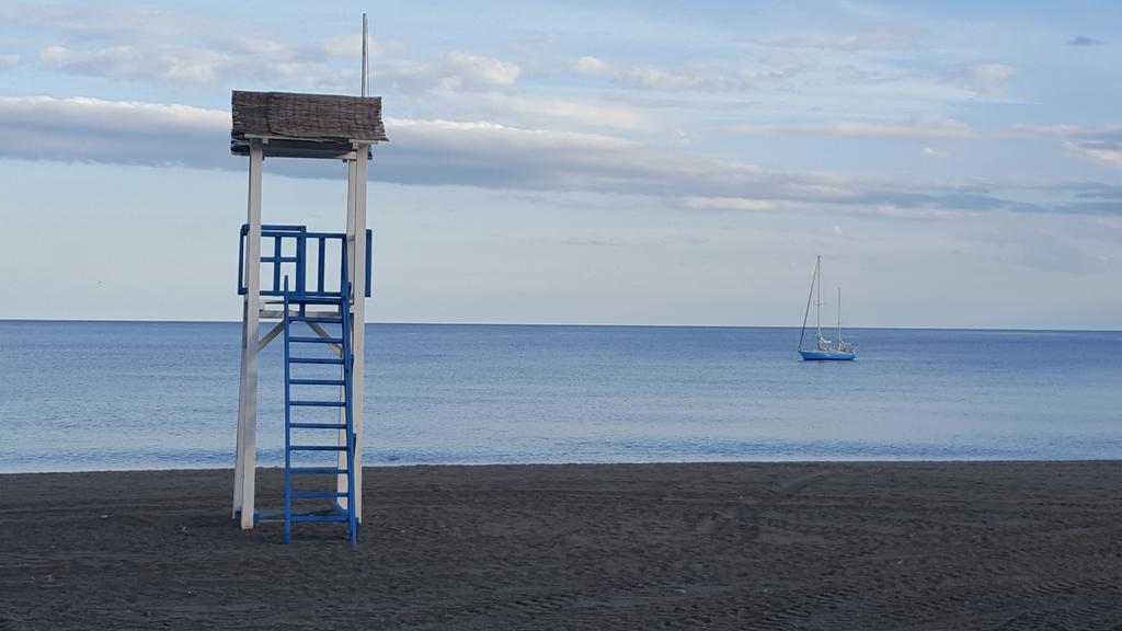 Duquesa Village Манилва Екстериор снимка